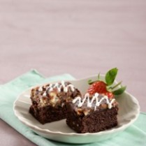 Cake Cokelat Toping Trafel Biskuit Kelapa