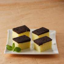 Brownis Kukus Keju Lapis Cokelat
