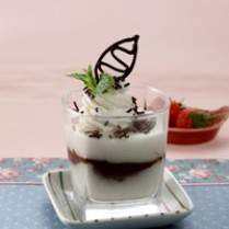 Puding Singkong Lapis Cokelat
