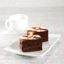 Cake Cokelat Lapis Vla Cokelat